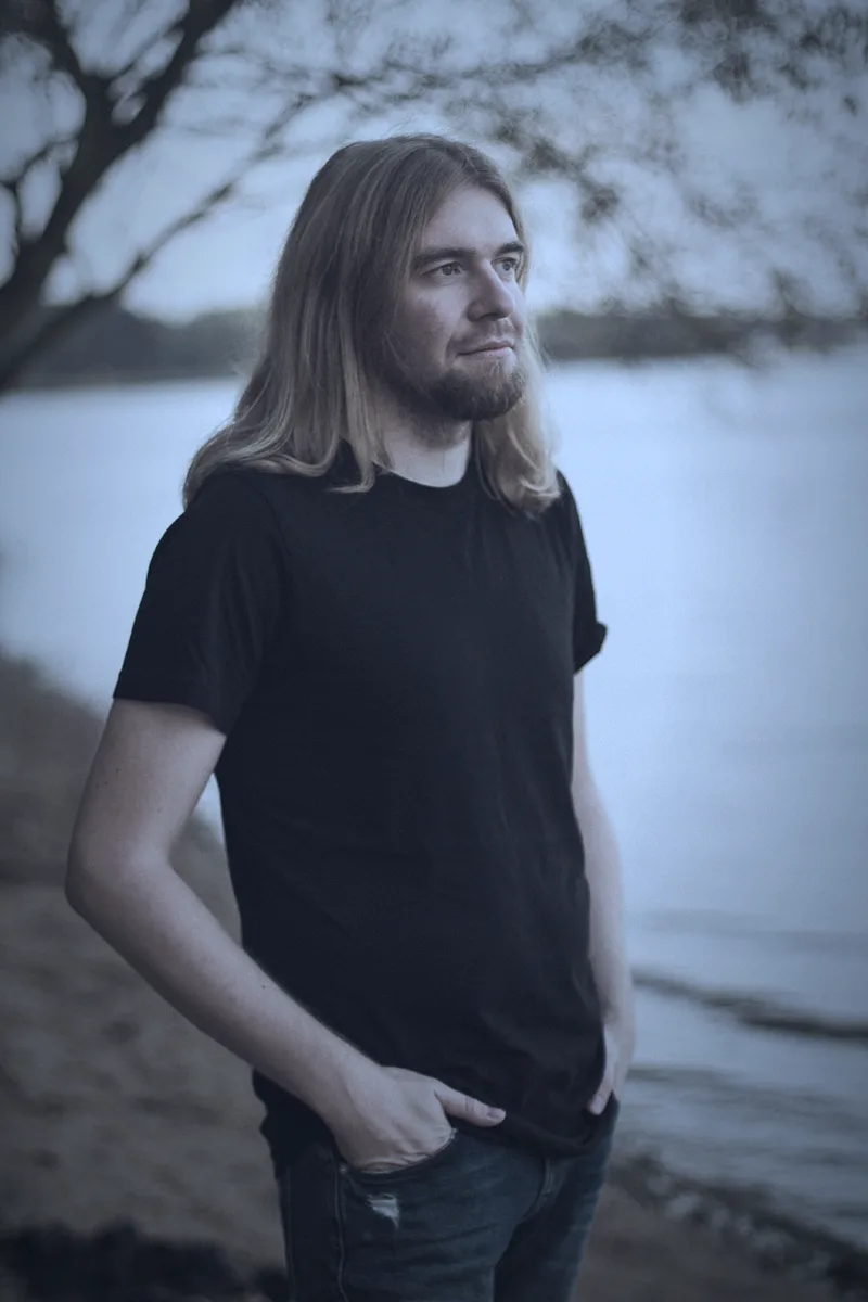 Ягор Кашуро, кадр з «Hvítur»